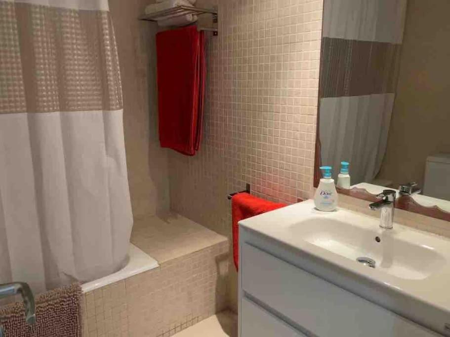 Апартаменты Moderna Y Alegre Vivienda Junto Al Mar . Рокетас-де-Мар Экстерьер фото